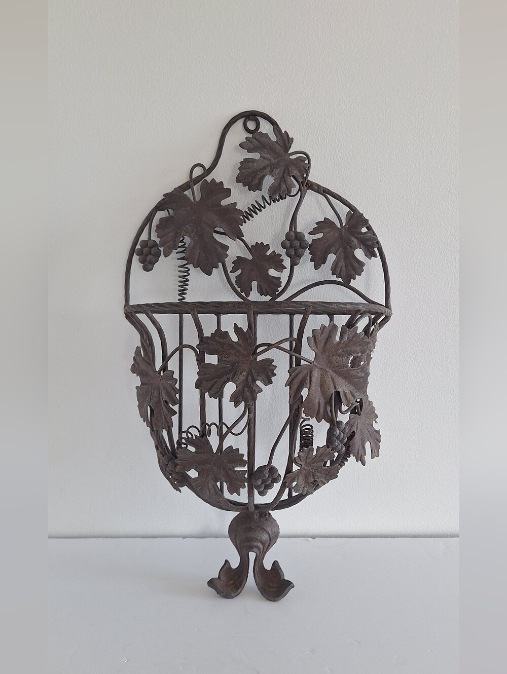 Ornamental basket for garden